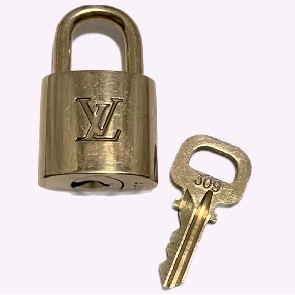 Louis Vuitton Lock and Key Set #309 - Picture 3 of 10